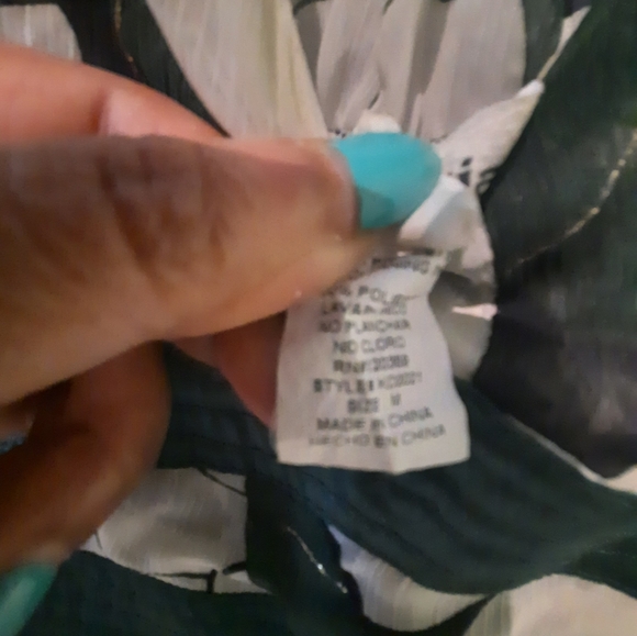 Katia dress, size med, green, black, cream, and beautiful gold design. - Picture 6 of 7